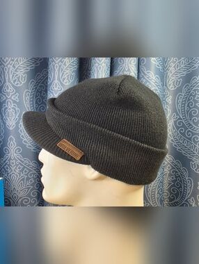 Wolverine Boots and Gear Black Knit Visor Beanie Hat – One Size